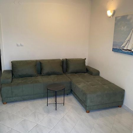 Nela Apartment Rabac Exterior foto