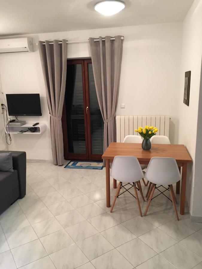 Nela Apartment Rabac Exterior foto